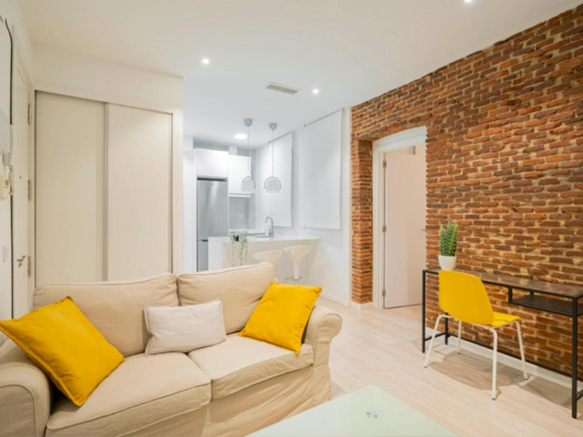 2 Bedroom Flat In La Latina-Carn Madrid Dış mekan fotoğraf
